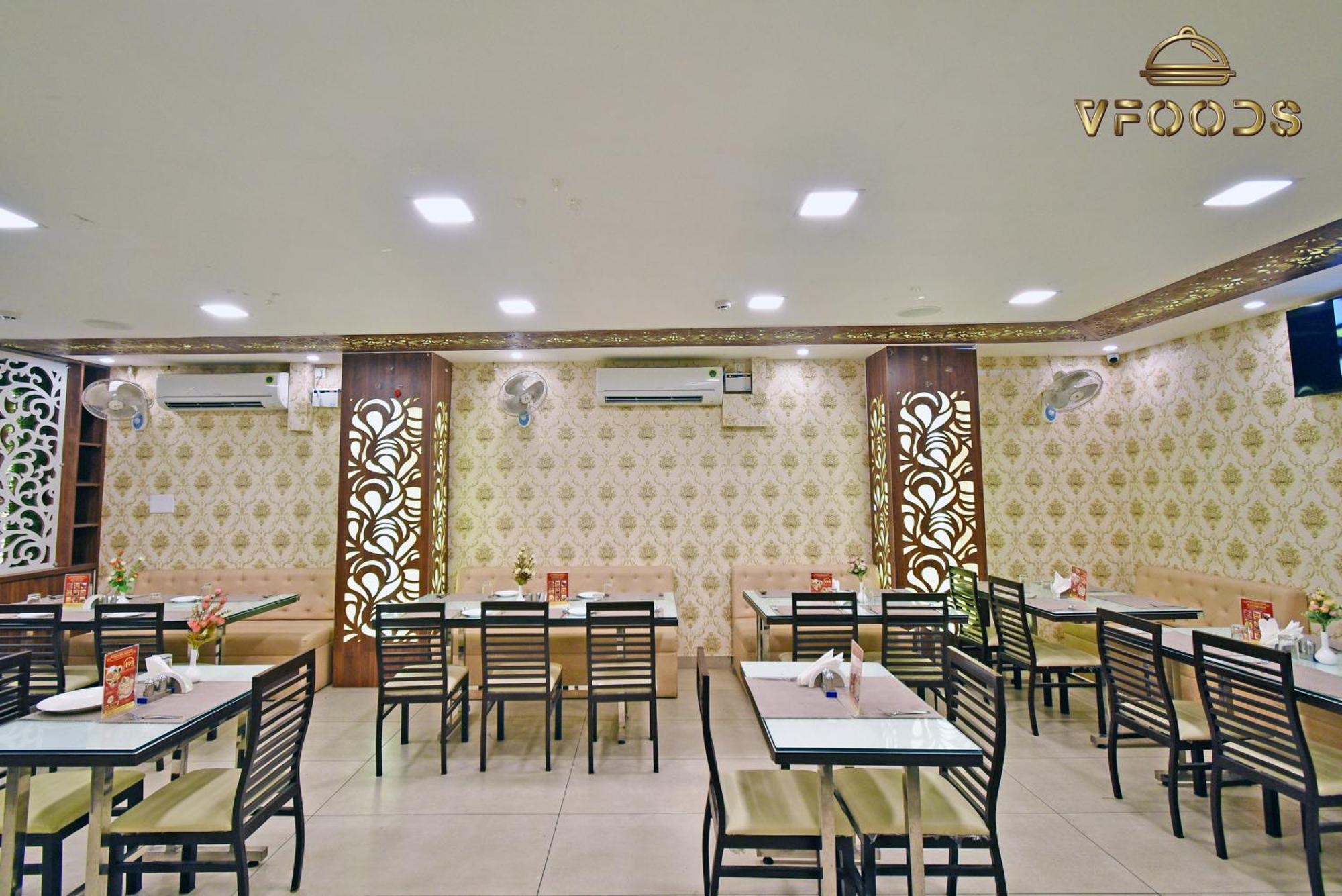 Hotel VI Park - City Centre Puduccseri Kültér fotó