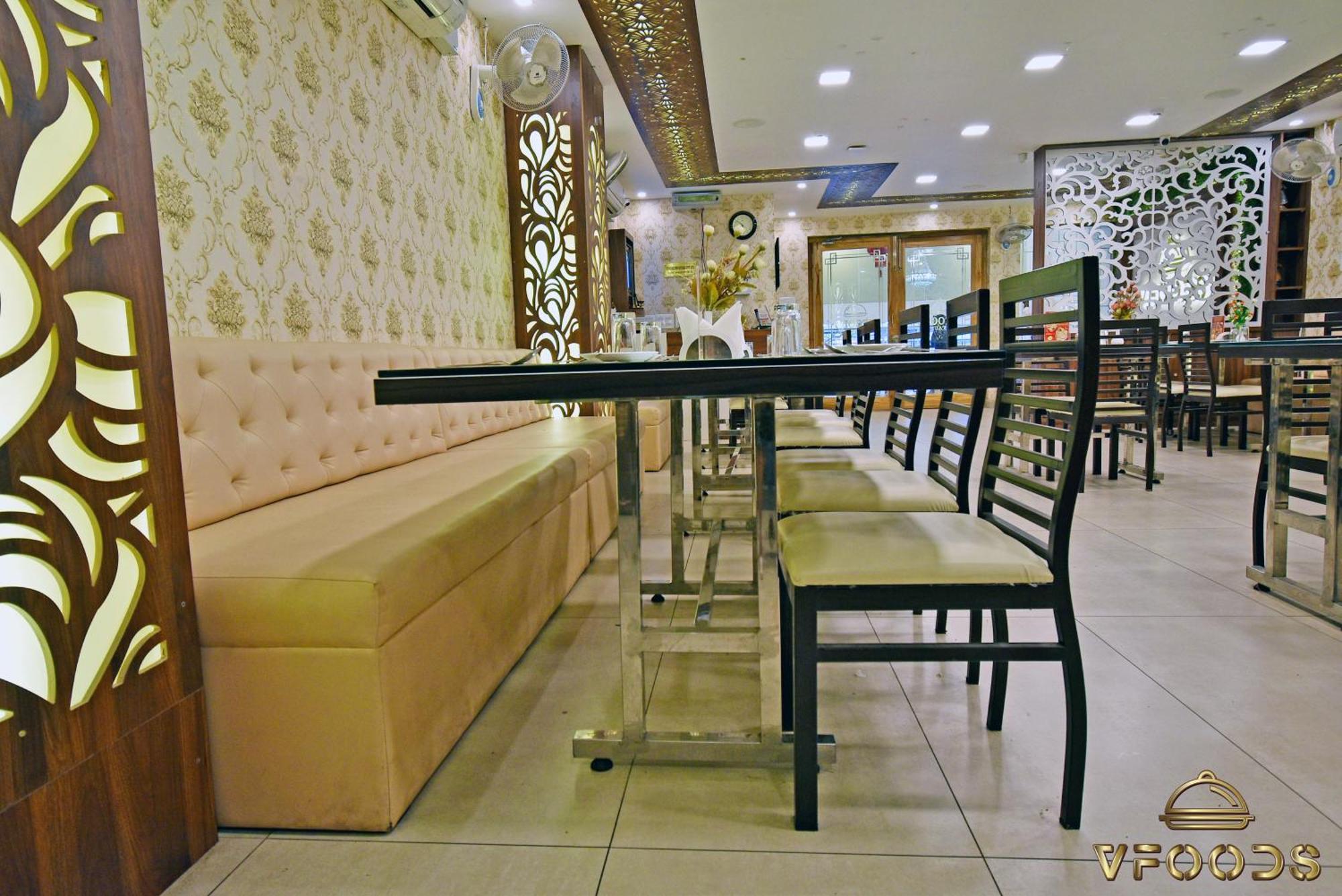 Hotel VI Park - City Centre Puduccseri Kültér fotó